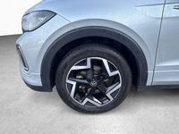 Gebraucht VW T-Cross R-line 150 PS (110 kW) 2025 Reflexsilber SUV