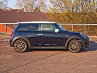 Gebraucht Mini Cooper SE Classic 135 kW (184 PS) 2023 Blau Kleinwagen