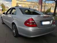 Gebraucht Mercedes E280 231 PS (169 kW) 2005 Silber Limousine