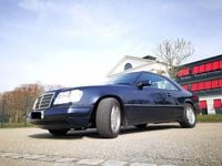 Gebraucht Mercedes E300 220 PS (161 kW) 1991 Blau Coupé