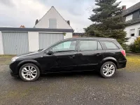 Gebraucht Opel Astra 105 PS (77 kW) 2005 Schwarz Kombi