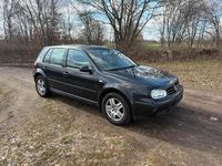 Gebraucht VW Golf IV 75 PS (55 kW) 2001 Schwarz Kleinwagen