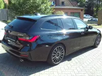 Gebraucht BMW 330 Sport Line 265 PS (194 kW) 2020 Schwarz Kombi