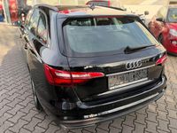 Gebraucht Audi A4 Basis 163 PS (119 kW) 2022 Schwarz Kombi