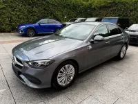 Gebraucht Mercedes C200 Avantgarde 163 PS (119 kW) 2024 Grau Limousine