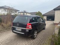 Gebraucht Opel Zafira 125 PS (91 kW) 2008 Schwarz Van / Kleinbus