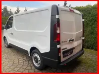 Gebraucht Renault Trafic 121 PS (88 kW) 2019 Gletscherweiß Van / Kleinbus