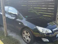 Gebraucht Opel Astra Edition 105 PS (77 kW) 2011 Limousine