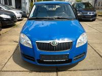 Gebraucht Skoda Fabia 60 PS (44 kW) 2009 Dynamicblau Kleinwagen