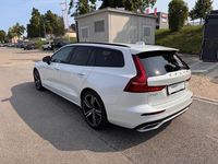 Gebraucht Volvo V60 R-Design 341 PS (250 kW) 2021 Weiss Kombi