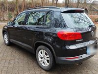 Gebraucht VW Tiguan Trendline 150 PS (110 kW) 2015 Schwarz SUV