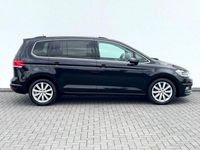 Gebraucht VW Touran Highline 150 PS (110 kW) 2016 Schwarz Van / Kleinbus