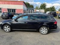 Gebraucht VW Passat Highline 140 PS (102 kW) 2013 Schwarz Kombi