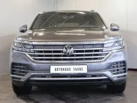 Gebraucht VW Touareg 286 PS (210 kW) 2023 Grau SUV