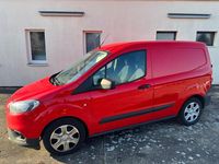 Gebraucht Ford Transit Trend 101 PS (74 kW) 2022 Rot Van / Kleinbus