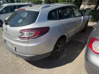 Occasion Renault Mégane Expression 106 ch (77 kW) 2011 Gris Berline