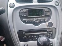 Gebraucht Citroën Xsara Picasso 108 PS (79 kW) 2009 Silber Van / Kleinbus