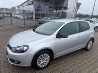 Gebraucht VW Golf VI Match 105 PS (77 kW) 2012 Silber Kleinwagen