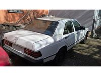 Gebraucht Mercedes 190 105 PS (77 kW) 1985 Arcticweiss Limousine