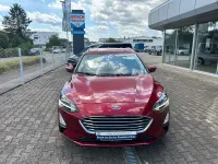 Gebraucht Ford Focus Titanium 150 PS (110 kW) 2019 Rot Limousine