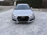 Gebraucht Audi A4 Basis 150 PS (110 kW) 2017 Grau Kombi