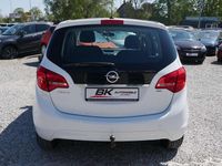 Gebraucht Opel Meriva 101 PS (74 kW) 2011 Casabl/arctic/eisweiss/kaolin Van / Kleinbus