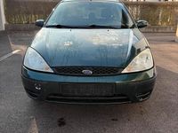 Second-hand Ford Focus 116 CP (85 kW) 2004 Verde Berlinǎ