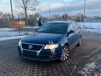 Gebraucht VW Passat 170 PS (125 kW) 2010 Blau Kombi