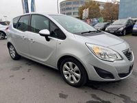 Gebraucht Opel Meriva Design Edition 120 PS (88 kW) 2011 Silber Van / Kleinbus