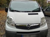 Gebraucht Opel Vivaro 114 PS (83 kW) 2010 Weiß Van / Kleinbus