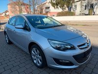 Gebraucht Opel Astra Edition 120 PS (88 kW) 2013 Silber Limousine