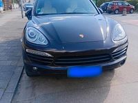 Second-hand Porsche Cayenne 245 CP (180 kW) 2013 Roșu SUV