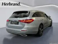 Gebraucht Mercedes C300 Avantgarde 258 PS (189 kW) 2023 Metalliclack hightechsilber Kombi