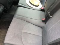 Gebraucht Mercedes E200 Avantgarde 184 PS (135 kW) 2007 Silber Limousine