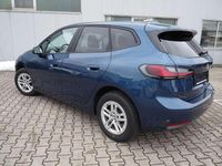 Gebraucht BMW 218 150 PS (110 kW) 2023 Phytonicblau metallic Kombi