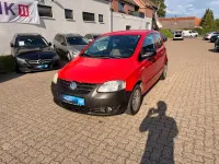 Gebraucht VW Fox 54 PS (39 kW) 2010 Rot Kleinwagen