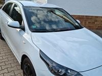 Gebraucht Kia Ceed 101 PS (74 kW) 2025 Weiß Kleinwagen