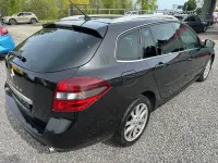 Gebraucht Renault Laguna III Expression 150 PS (110 kW) 2010 Schwarz Limousine