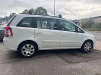Gebraucht Opel Zafira 120 PS (88 kW) 2014 Weiß Van / Kleinbus