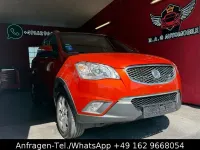 Gebraucht SsangYong Korando 175 PS (128 kW) 2011 Rot SUV