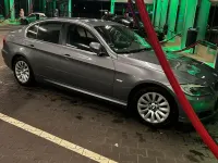 Gebraucht BMW 325 218 PS (160 kW) 2009 Grau Limousine