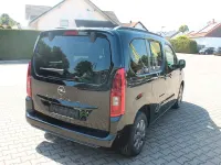 Nowe Opel Combo Life 131 KM (96 kW) 2026 Czarny Minivan