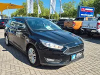 Gebraucht Ford Focus Titanium 125 PS (91 kW) 2018 Grau Kombi