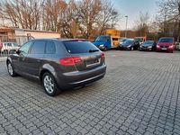 Gebraucht Audi A3 Ambiente 105 PS (77 kW) 2011 Grau Kleinwagen