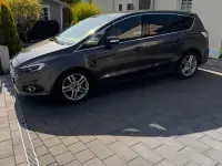 Używany Ford S-MAX Titanium 241 KM (177 kW) 2019 Szary Minivan