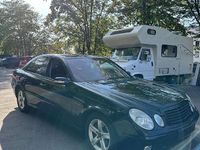 Gebraucht Mercedes E240 177 PS (130 kW) 2003 Schwarz Limousine