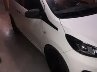Gebraucht Peugeot 108 72 PS (52 kW) 2018 Weiß Kleinwagen