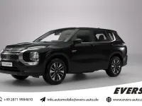 Neu Mitsubishi Outlander P-HEV Plus 136 PS (100 kW) 2026 Schwarz SUV