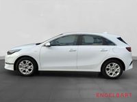 Gebraucht Kia Ceed Comfort 140 PS (102 kW) 2025 Casa white s Kleinwagen