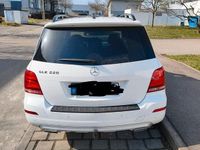 Gebraucht Mercedes GLK220 170 PS (125 kW) 2015 Weiß SUV
